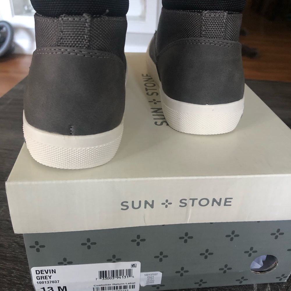 Sun & Stone - Picture 2 of 4